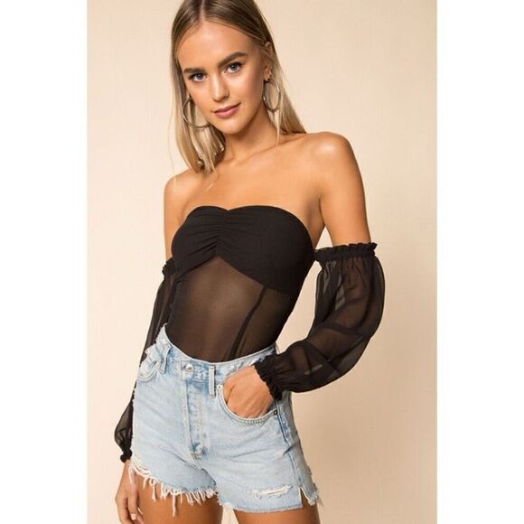 SUPERDOWN nickie off shoulder top M - Picture 1 of 12